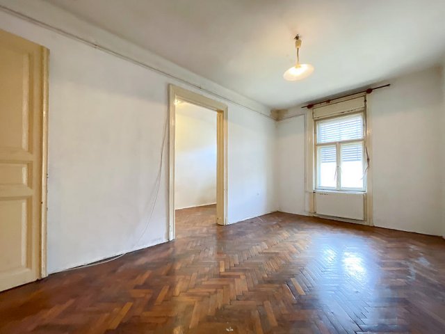 Eladó téglalakás, Budapesten, VIII. kerületben, József körúton