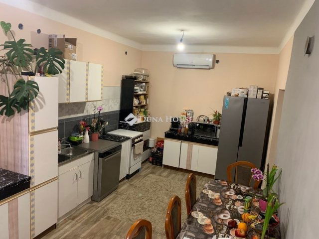 Eladó családi ház, Táborfalván 37.9 M Ft, 2 szobás