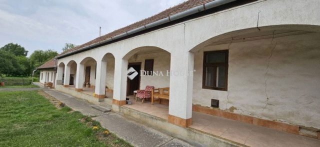 Eladó családi ház, Kókán 38.4 M Ft, 5 szobás