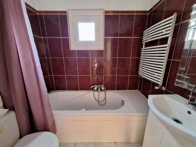 Eladó családi ház, Budapesten, XX. kerületben 120 M Ft, 8 szobás