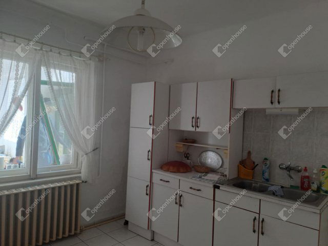 Eladó családi ház, Bikalon 28.5 M Ft, 3 szobás