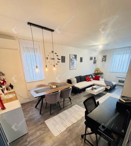 Eladó téglalakás, Szombathelyen 42.5 M Ft, 2 szobás