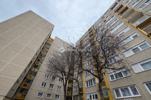 Eladó panellakás, Budapesten, X. kerületben 83.9 M Ft, 3 szobás