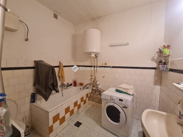 Eladó családi ház, Budapesten, XX. kerületben 126.5 M Ft