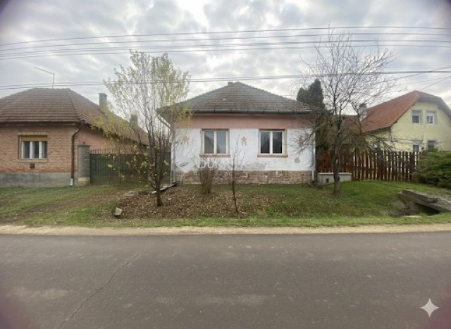 Eladó családi ház, Vácszentlászlón 45 M Ft, 4 szobás