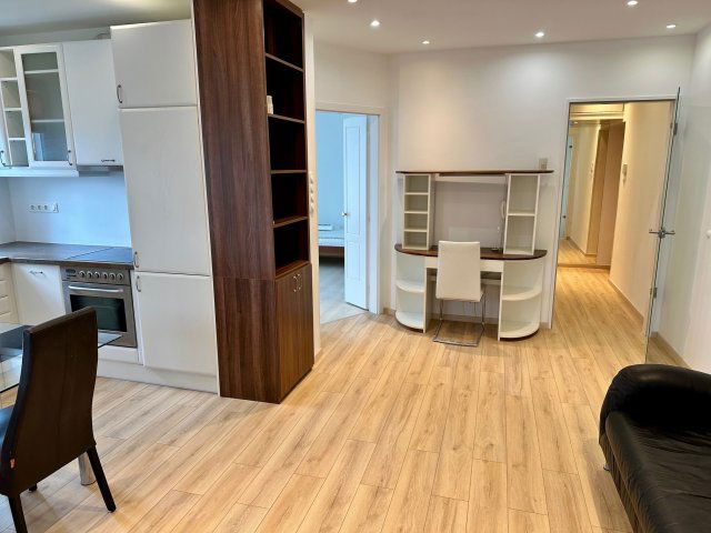 Kiadó téglalakás, albérlet, II. kerületben, Budakeszi úton