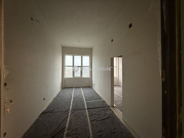 Eladó téglalakás, Budapesten, XXI. kerületben 31 M Ft, 2 szobás