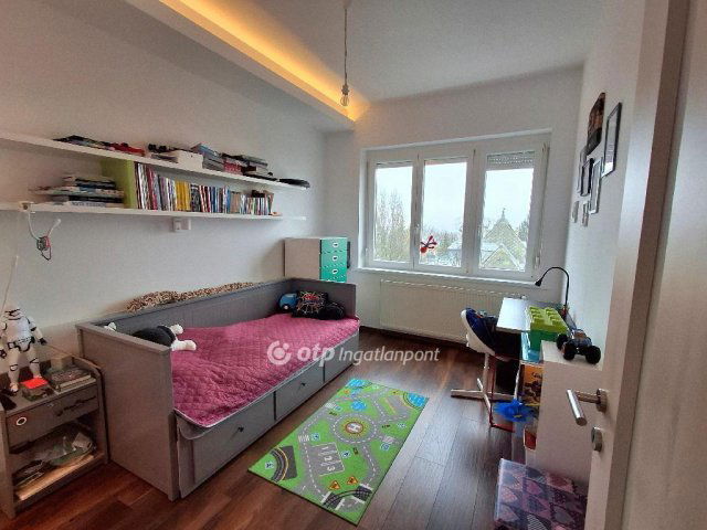 Eladó téglalakás, Budapesten, II. kerületben 139.5 M Ft