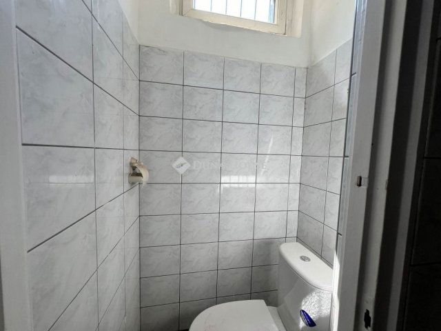 Eladó üzlethelyiség, Budapesten, XX. kerületben 68.9 M Ft