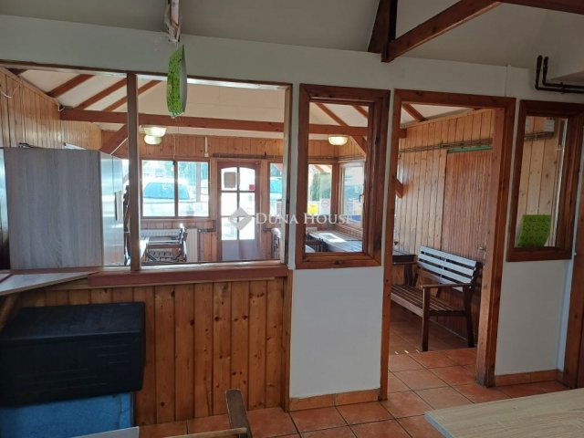 Eladó üzlethelyiség, Ráckevén 39.9 M Ft / költözzbe.hu