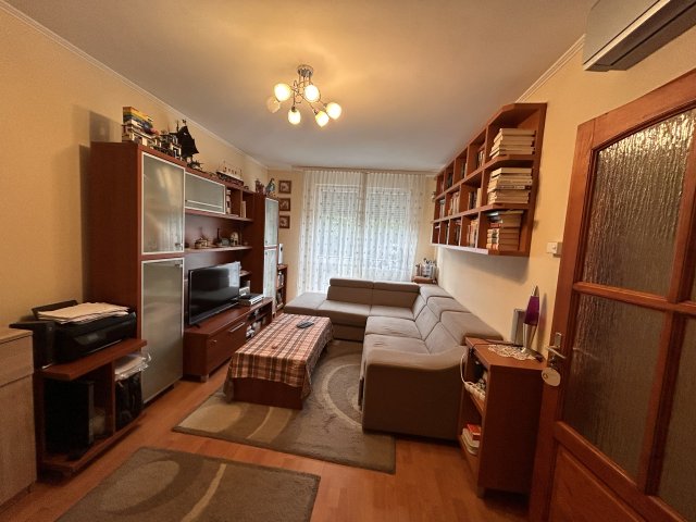 Eladó téglalakás, Nyíregyházán 70 M Ft, 3 szobás