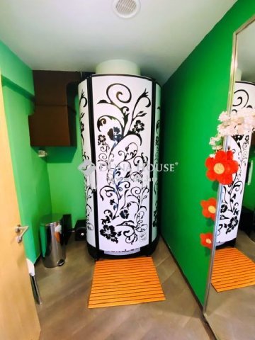 Eladó üzlethelyiség, Tápiószecsőn 176 M Ft