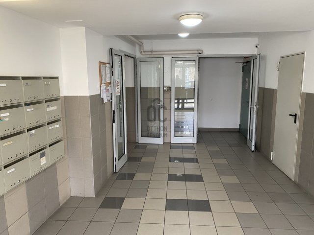 Eladó téglalakás, Budapesten, III. kerületben 72.99 M Ft