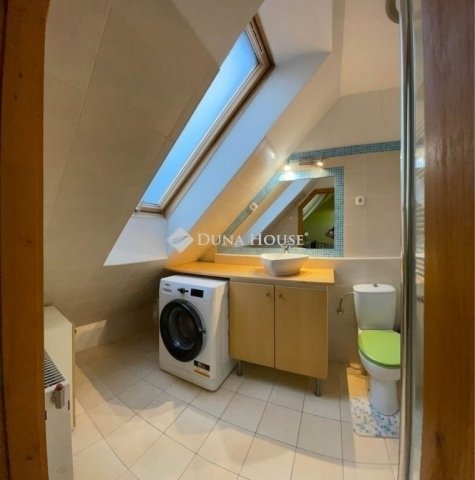 Eladó téglalakás, Budapesten, IV. kerületben 73.5 M Ft, 3 szobás