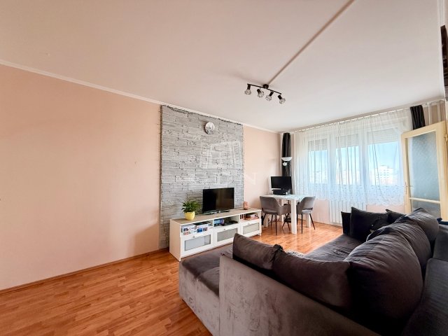 Eladó panellakás, Budapesten, III. kerületben 74.9 M Ft, 3 szobás