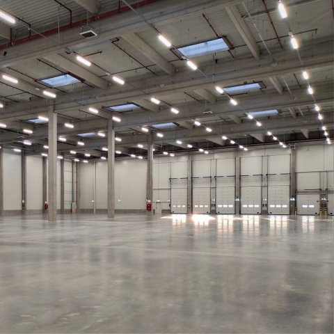 Kiadó ipari ingatlan, Dunaharasztin 2700 E Ft / hó, 4 szobás