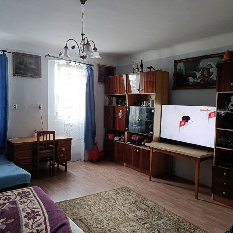 Eladó családi ház, Pápán 25 M Ft, 1+2 szobás