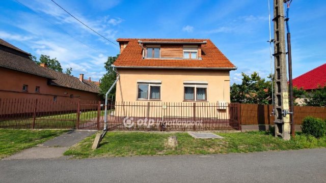 Eladó családi ház, Püspökladányban 64.9 M Ft, 5+1 szobás
