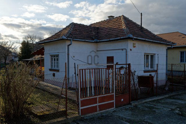 Eladó családi ház, Halásztelken 45 M Ft, 2 szobás