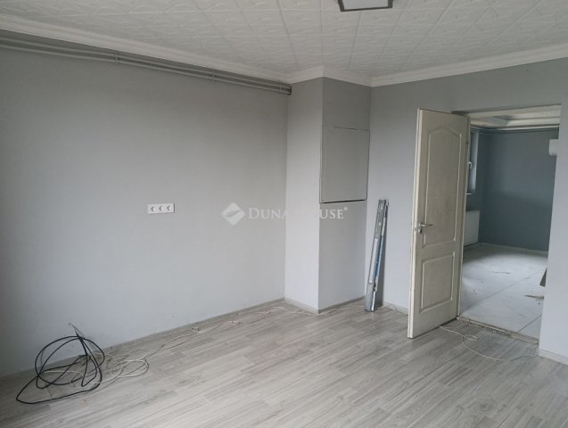 Eladó családi ház, Isaszegen 39 M Ft, 3 szobás