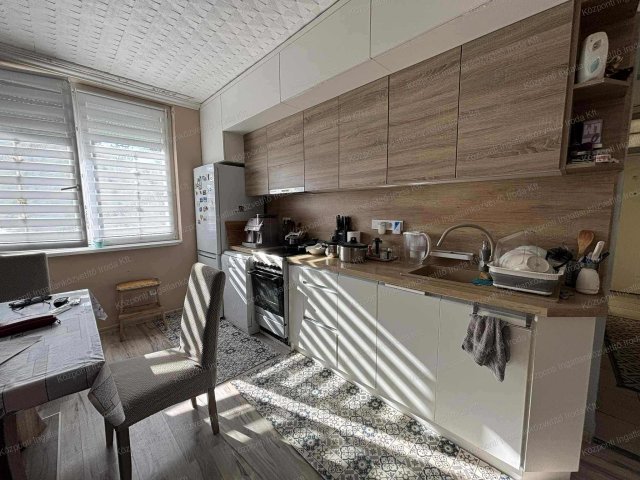 Eladó téglalakás, Tatabányán 53 M Ft, 2 szobás