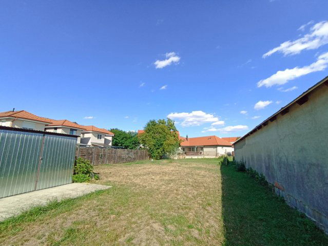 Eladó családi ház, Sárváron 89 M Ft, 8 szobás