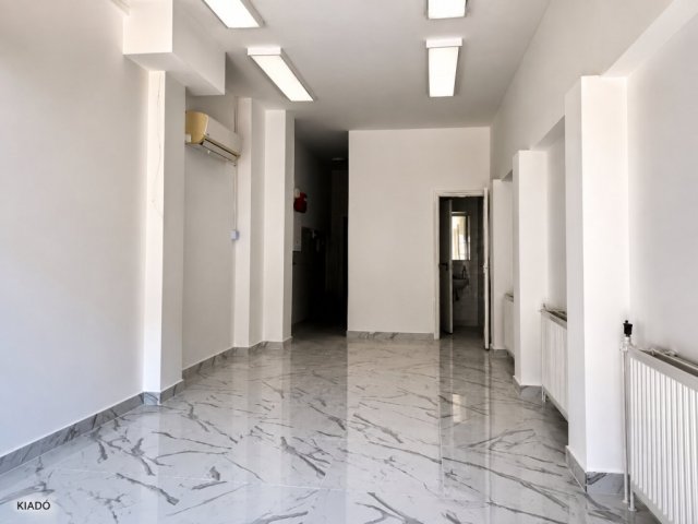 Kiadó üzlethelyiség, Hajdúszoboszlón 220 E Ft / hó