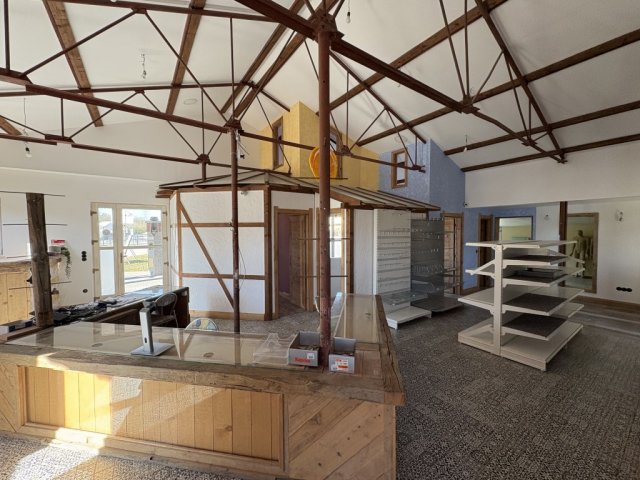 Eladó ipari ingatlan, Kaposváron, Kanizsai utcában 138 M Ft