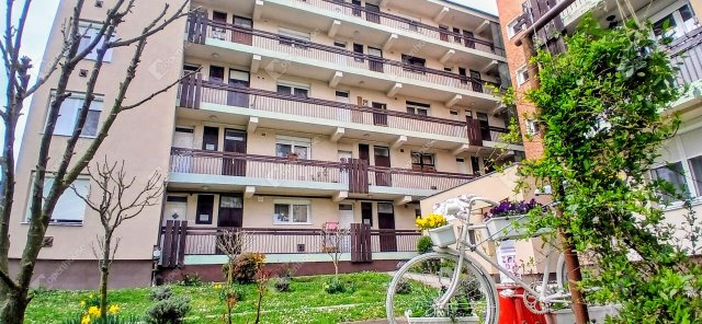 Eladó téglalakás, Zalaegerszegen 40 M Ft, 2 szobás