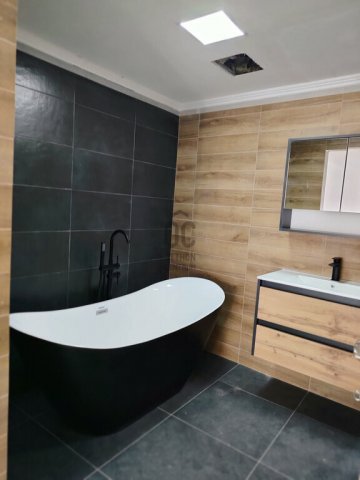 Eladó téglalakás, Budapesten, XXI. kerületben 68.5 M Ft