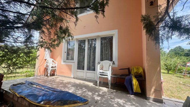 Eladó nyaraló, Velencén 48.5 M Ft, 3 szobás