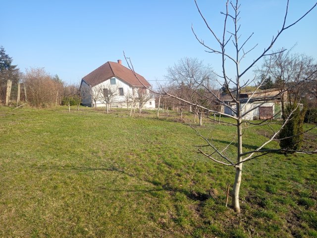 Eladó nyaraló, Miskolcon 49 M Ft, 3 szobás / költözzbe.hu