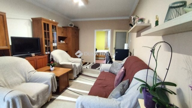 Eladó téglalakás, Szombathelyen 40.5 M Ft, 2 szobás