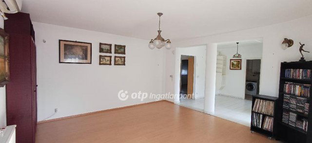 Eladó téglalakás, Budapesten, III. kerületben 115 M Ft, 2 szobás