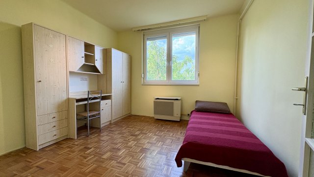 Kiadó téglalakás, albérlet, Debrecenben 170 E Ft / hó, 2 szobás
