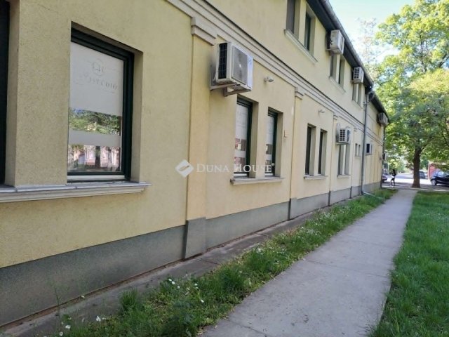 Eladó iroda, Mindszenten 85 M Ft / költözzbe.hu