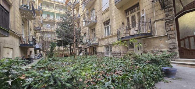 Eladó téglalakás, VI. kerületben, Rippl Rónai utcában