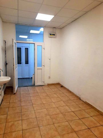 Kiadó üzlethelyiség, Ózdon 51 E Ft / hó / költözzbe.hu