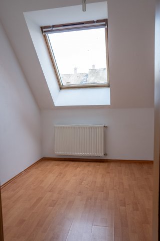 Eladó téglalakás, Szigetszentmiklóson 80.5 M Ft, 2 szobás