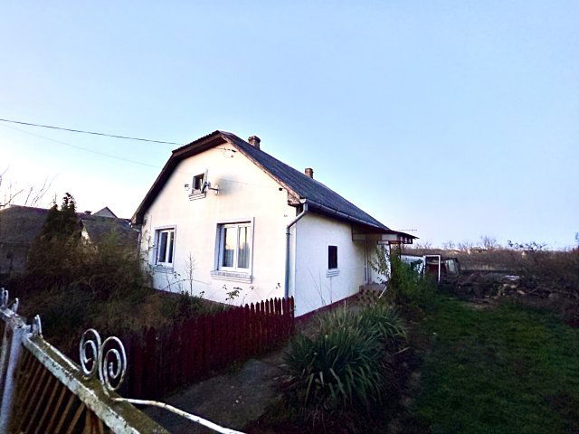 Eladó családi ház, Érpatakon 16 M Ft, 3 szobás