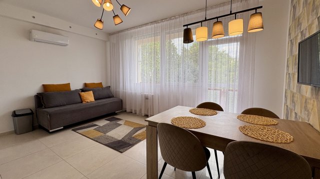 Kiadó téglalakás, albérlet, Debrecenben 280 E Ft / hó, 3 szobás