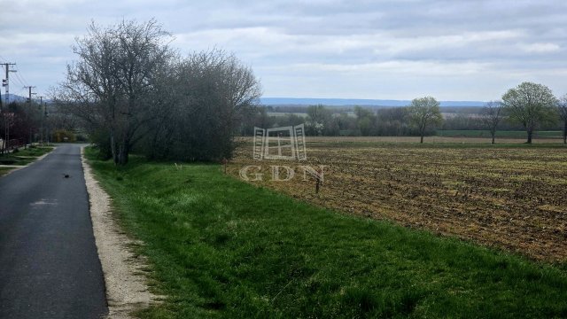 Eladó telek, Balatonkeresztúron 21.2 M Ft / költözzbe.hu