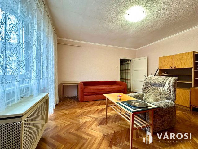 Eladó téglalakás, Salgótarjánban 17.99 M Ft, 2 szobás