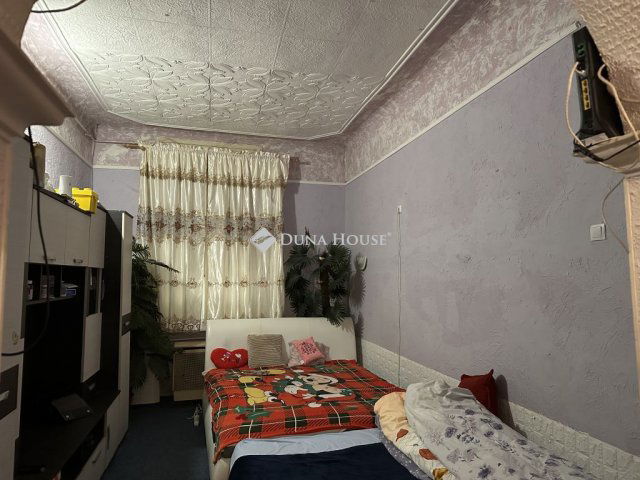 Eladó téglalakás, Nagykőrösön 9.5 M Ft, 1 szobás