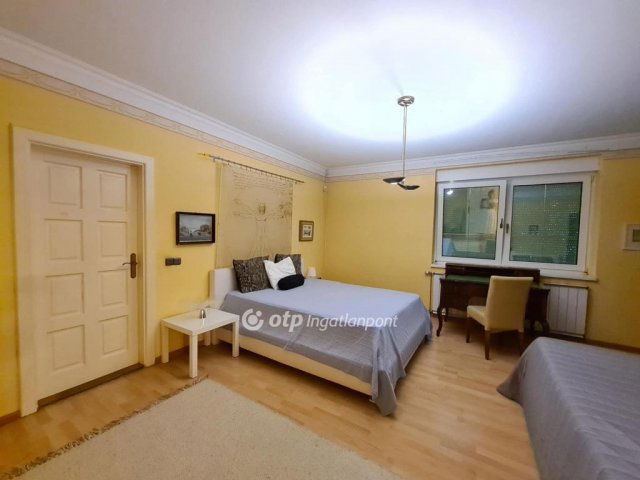 Eladó családi ház, Budapesten, XII. kerületben 549.9 M Ft