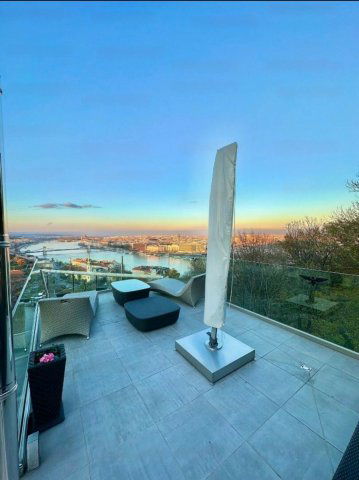 Kiadó téglalakás, albérlet, Budapesten, I. kerületben, 4 szobás