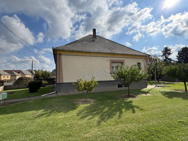 Eladó családi ház, Becsehelyen 36.5 M Ft, 3 szobás