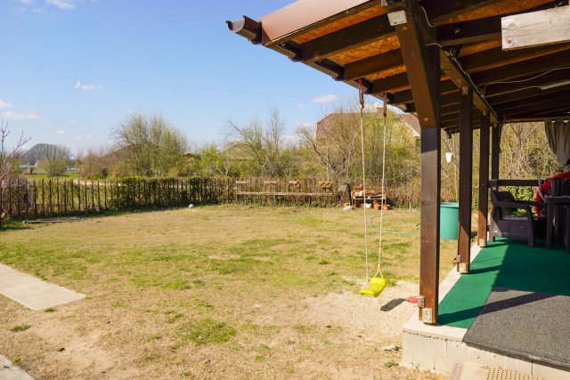 Eladó családi ház, Délegyházán 77.3 M Ft, 1+1 szobás