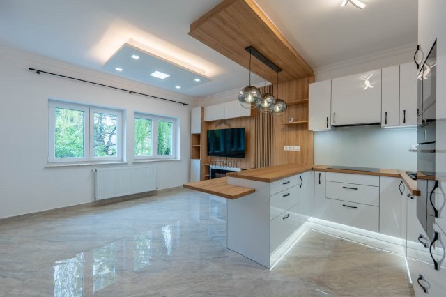 Eladó téglalakás, Budapesten, XII. kerületben, Zalai úton