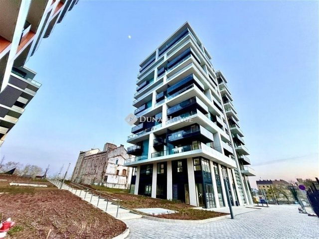 Eladó téglalakás, Budapesten, III. kerületben 104.9 M Ft